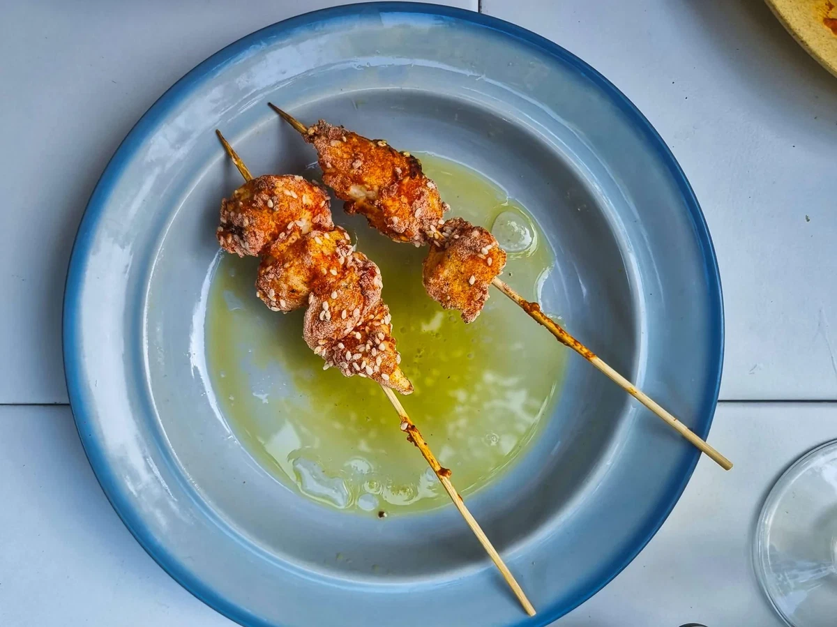 Geroosterde sesam-paprika kip