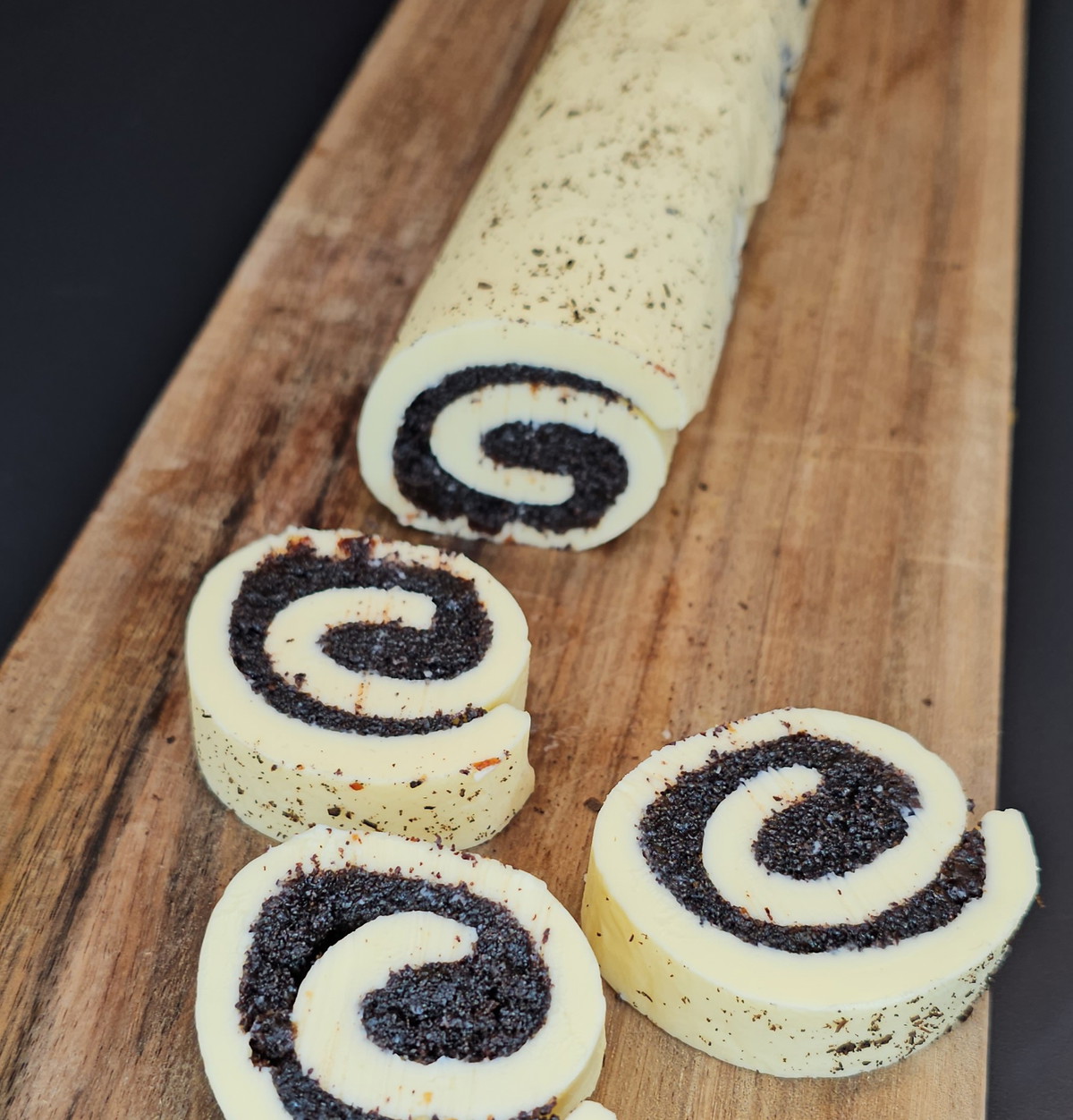 Süße Mohnbutter – perfekt für dein Osterfrühstück