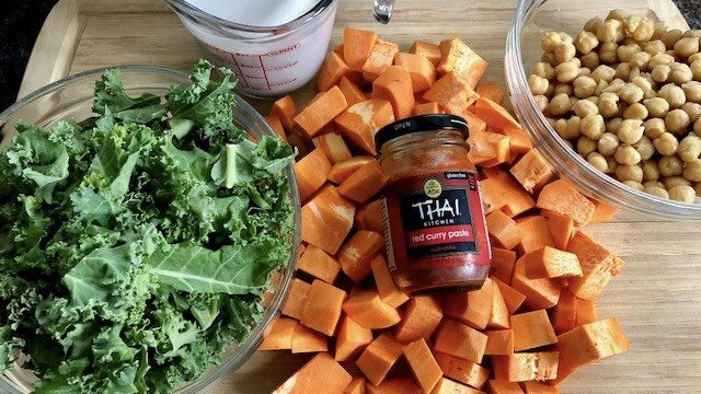 Easy Sweet Potato Chickpea Curry