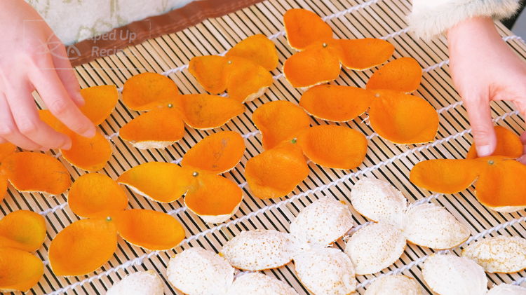 Image of Place all the tangerine peels on a tray or sheet...