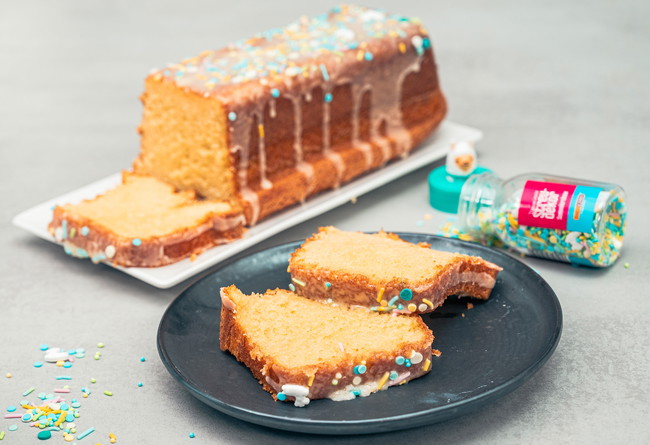 Image of Saftiger Eierlikörkuchen