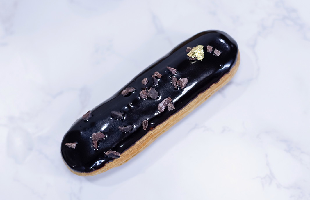 Eclaire Au Chocolate
