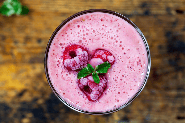 Banana-strawberry smoothie