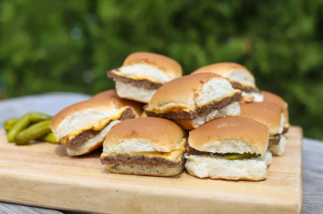 Sheet-Pan Cheeseburger Sliders
