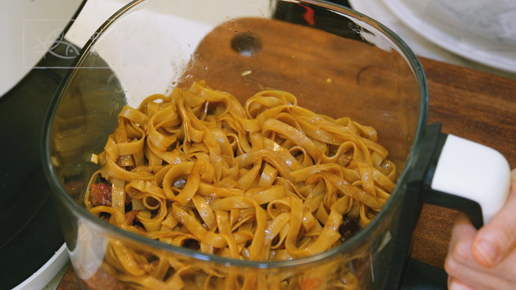 Image of Stir to bring the noodles to the top, then return...