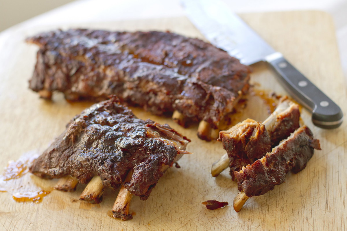 Slow Cooker German Pork Ribs