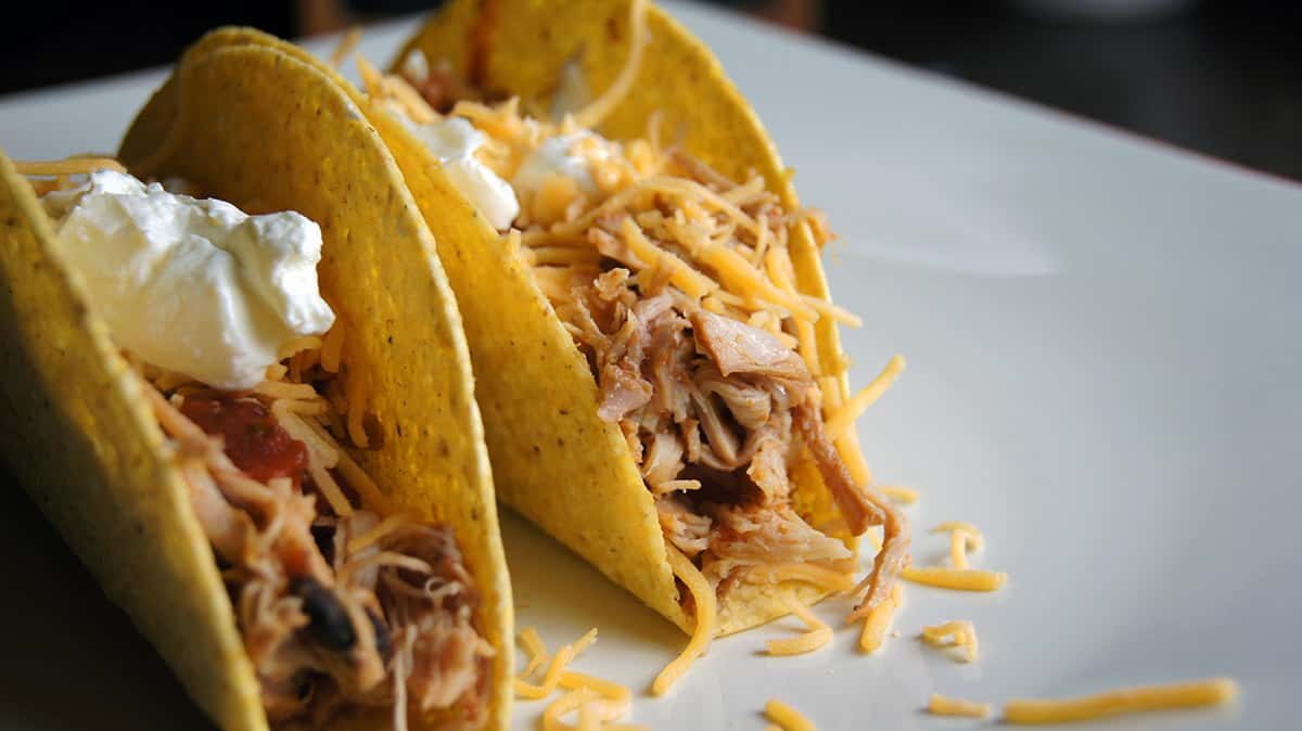 Slow Cooker Shredded Chicken Tacos