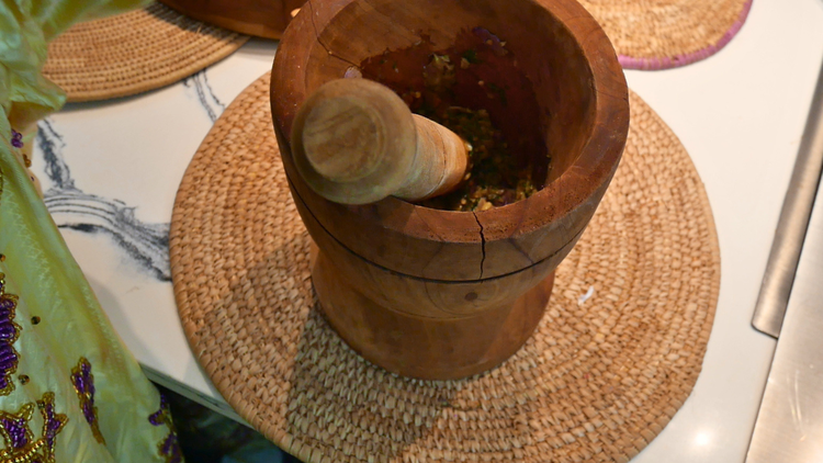 Image of Add flat leaf parsley, green and red habanero, garlic, shallot,...