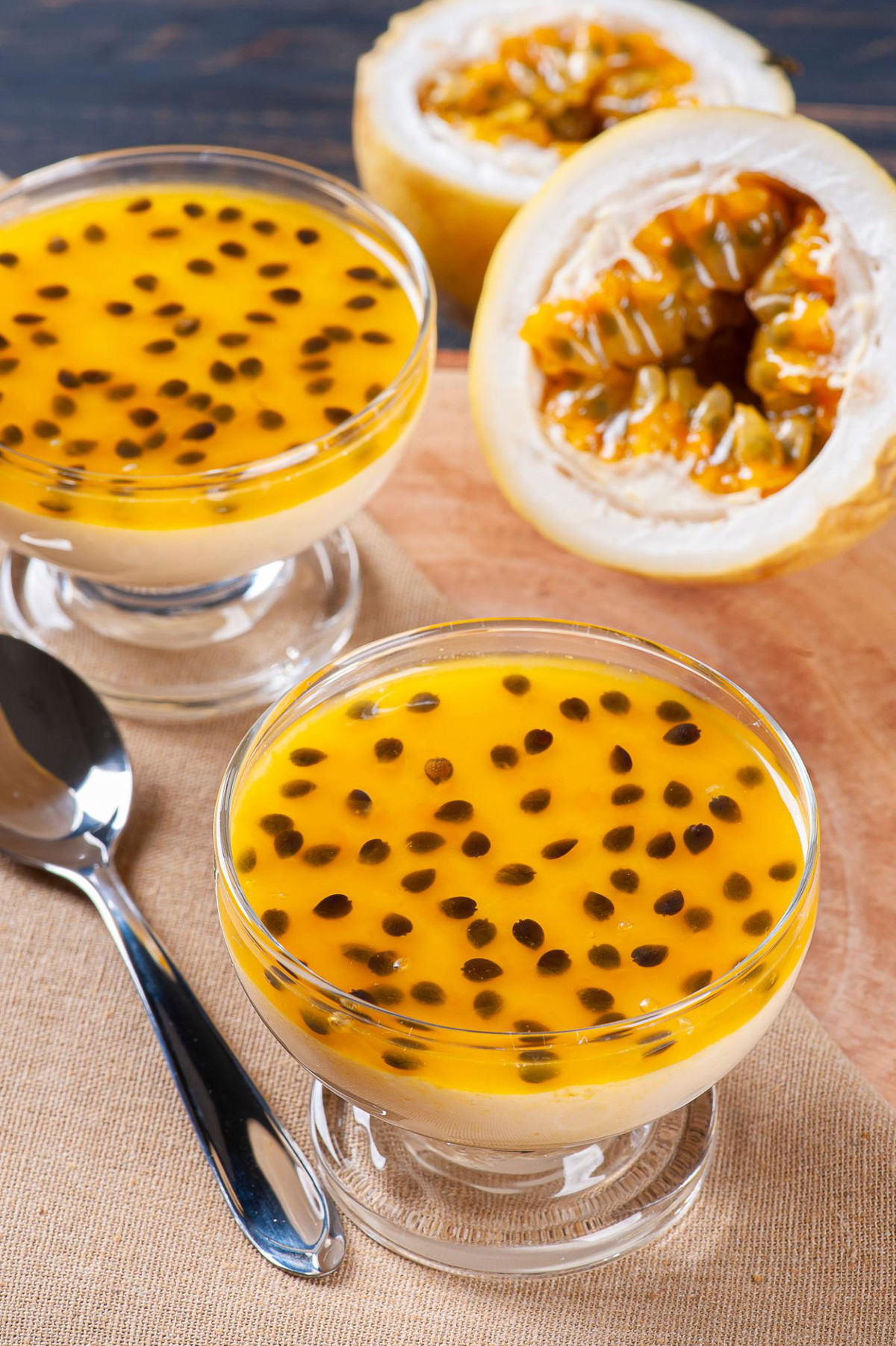 Mousse de Maracujá / Passionfruit Mousse