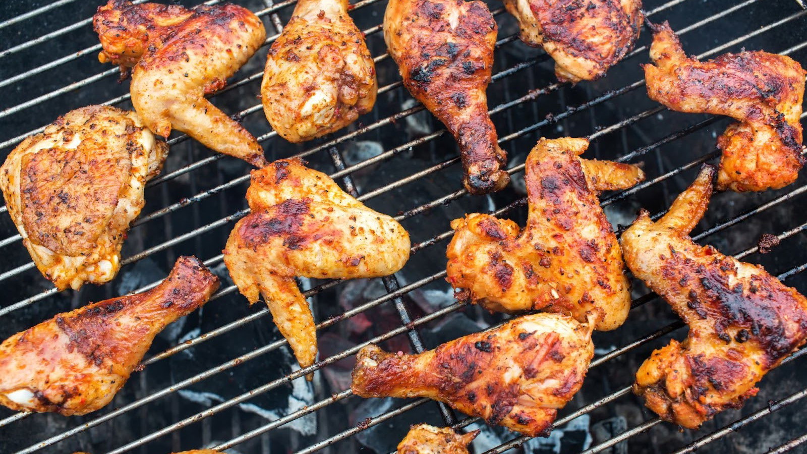 Image of Smoked & Glazed Maple Bacon Chicken Wings