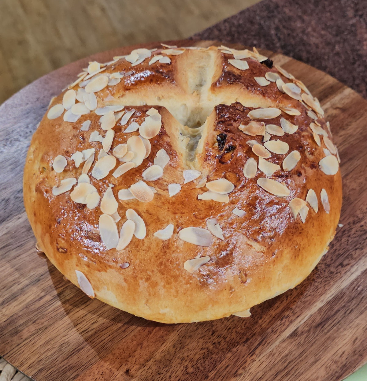 Klassisches Osterbrot – luftig, saftig & aromatisch