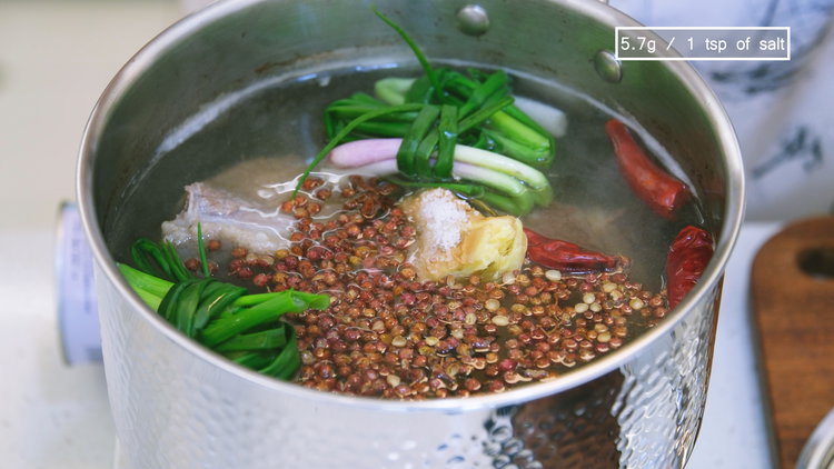Image of Add 2-3 inches of crushed ginger, 3 scallions, 2 star...