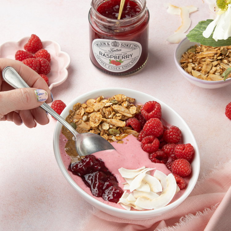 Image of Enjoy the smoothie bowl whilst still cold and thick.