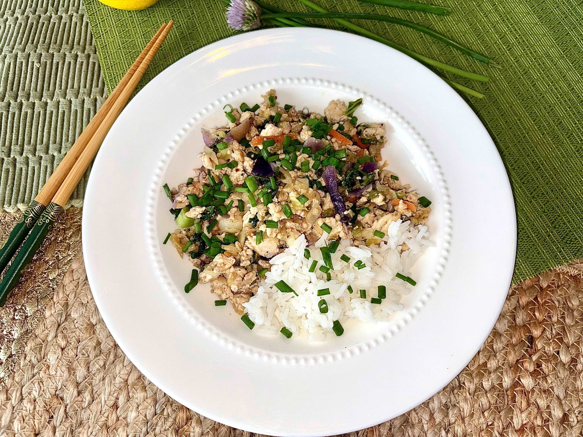 Spicekick 5-Ingredient Egg Roll in a Bowl