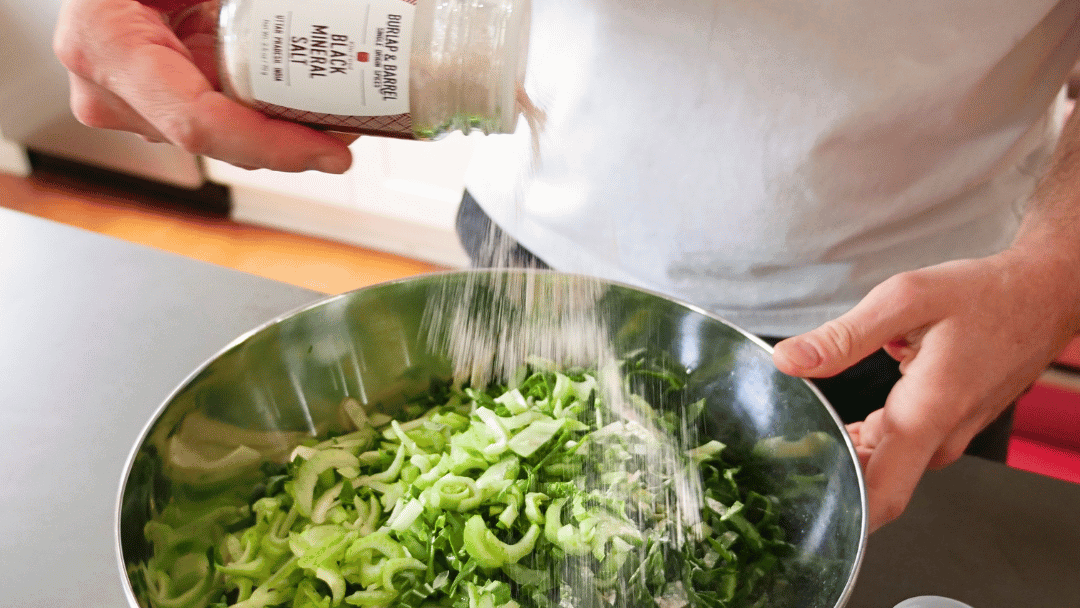 Easy Crunchy Veggie Salad