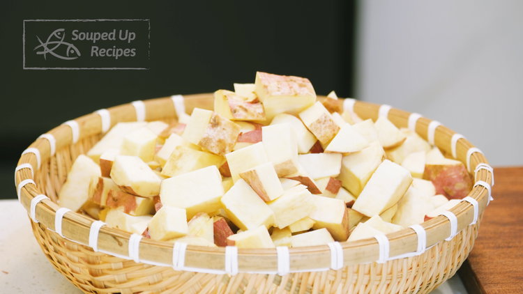 Image of Wash the sweet potatoes thoroughly and rub off any dirt....