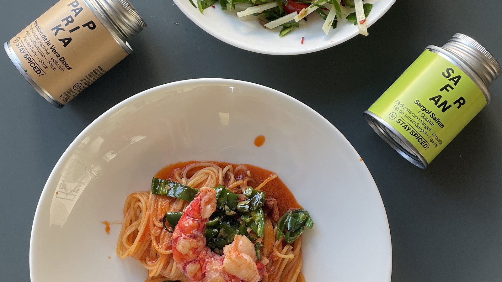 Spanische Spaghetti mit Carabinero, Chorizo und Pimentos