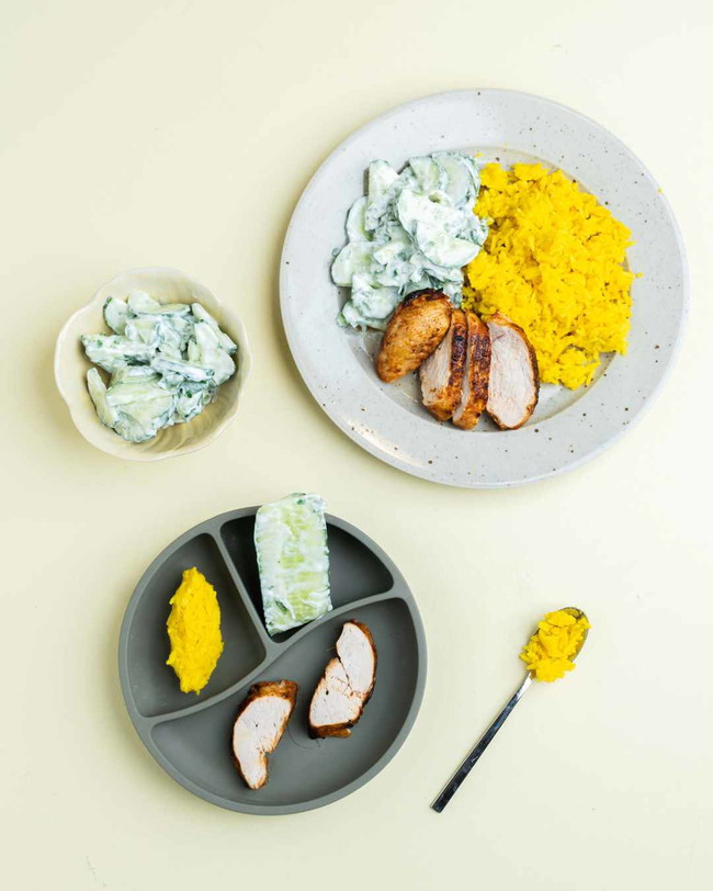 Image of Saftig Kyckling med Gult ris & gurksallad