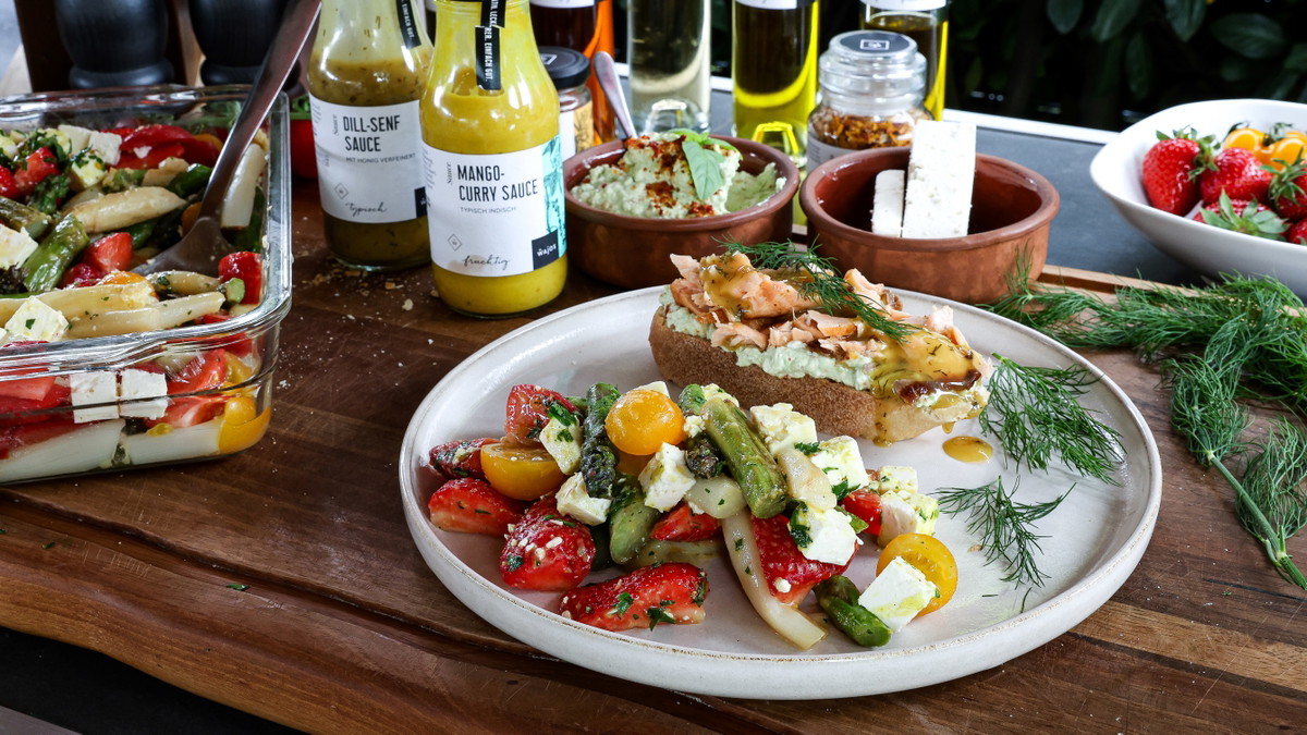 Spargel Erdbeer Salat