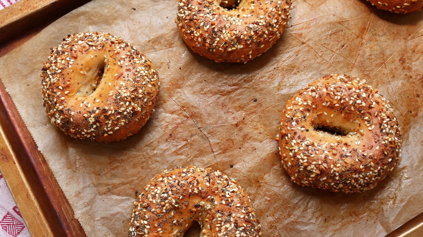 Easy Everything Crunch Bagel
