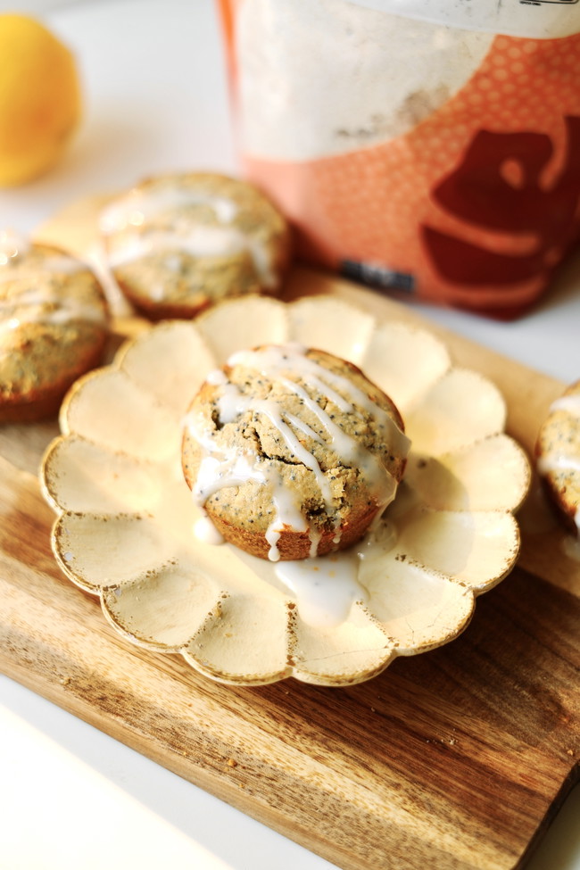 Image of Healthy Lemon Poppyseed Muffins 