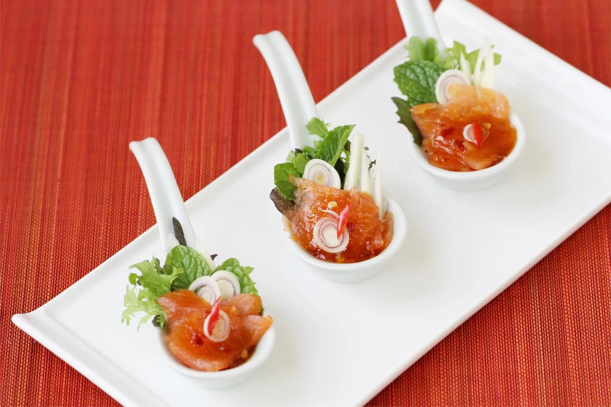 Thai Smoked Salmon Salad with Pad Thai Sauce