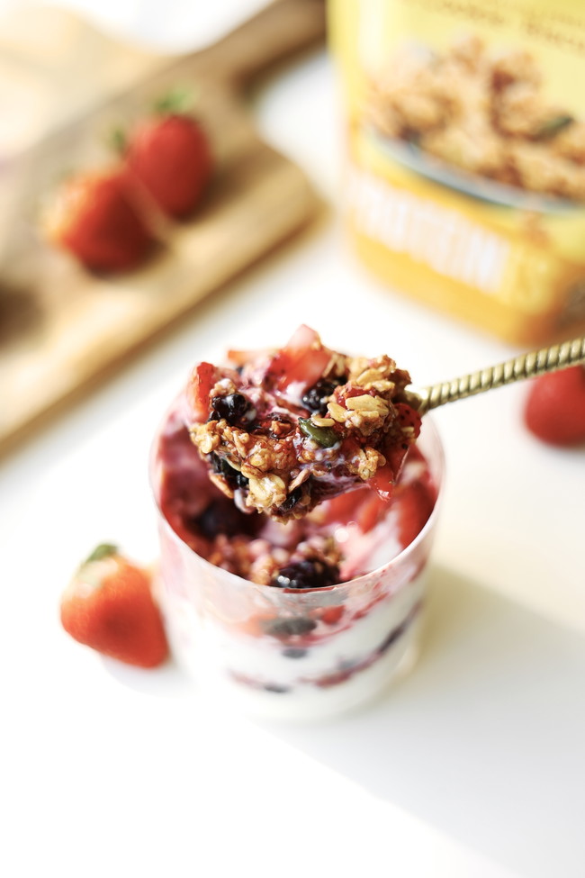 Image of Golden Cookie Granola Berry Parfait 