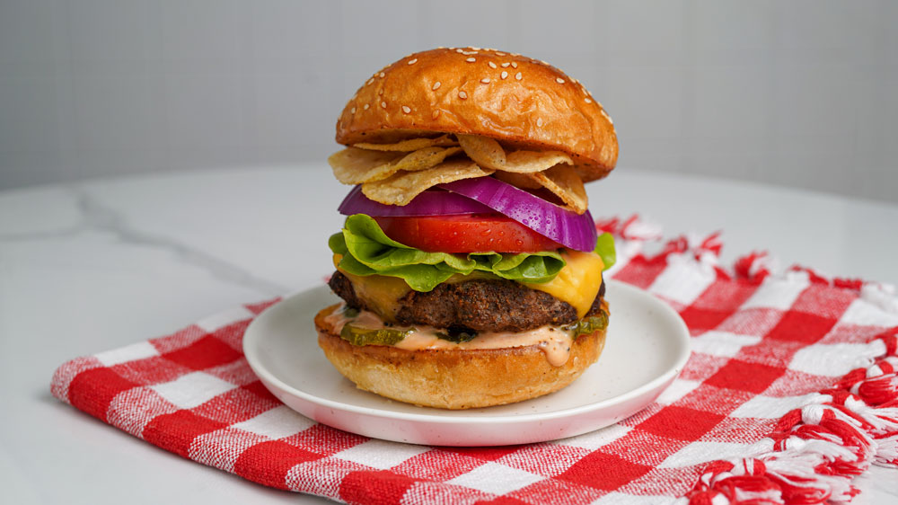 American Wagyu & Kurobuta Pork 50/50 Crunch Burger