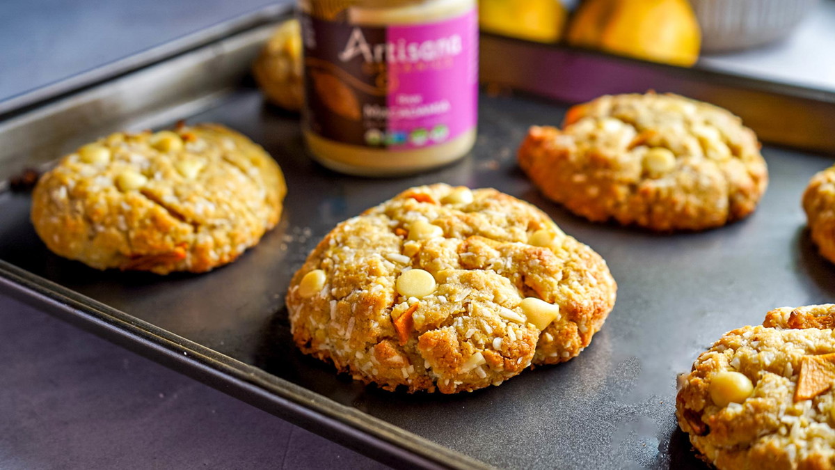 Mango Macadamia Cookies