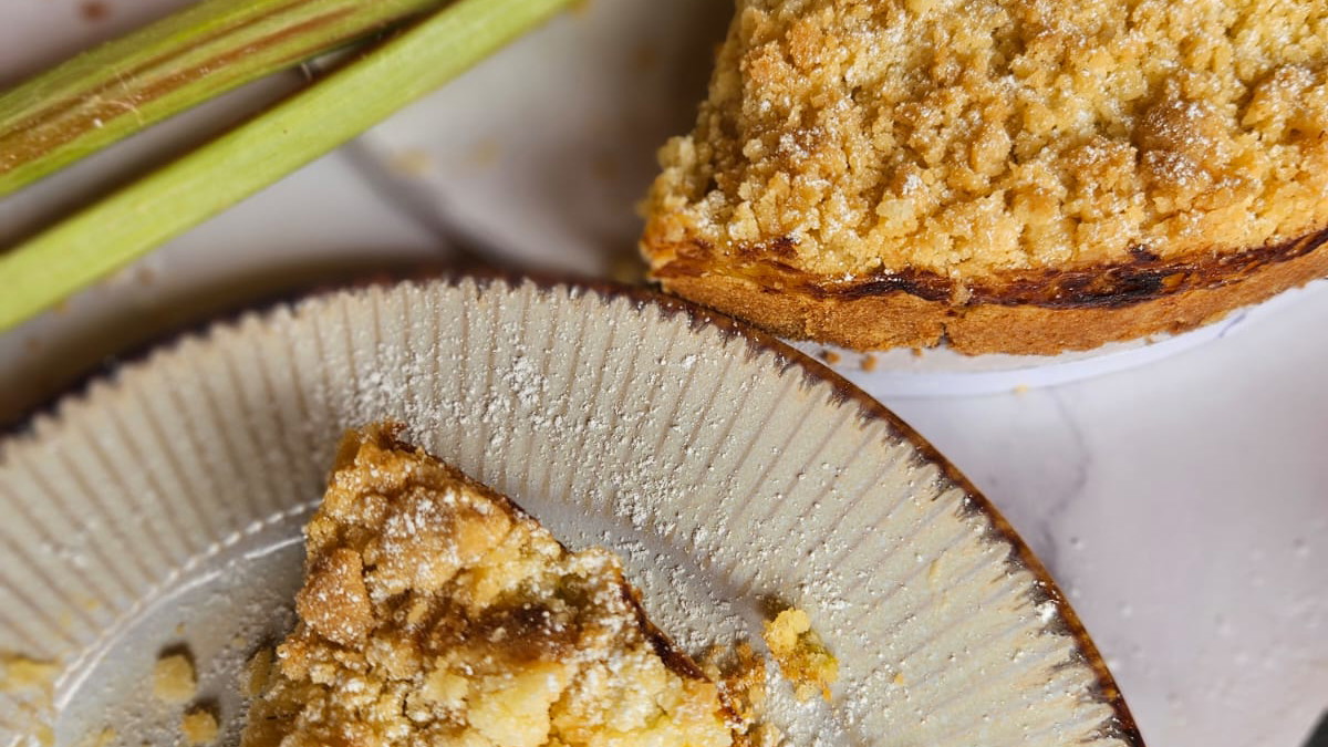 Image of Rhabarber Pudding Kuchen