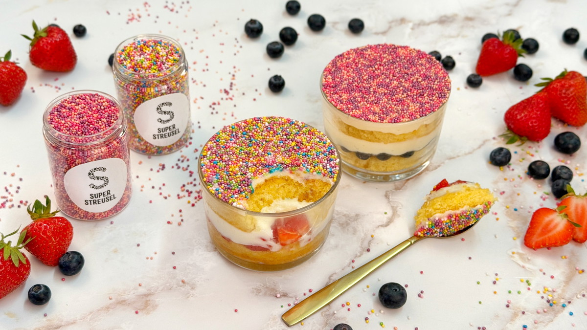 Dot Cake Trend