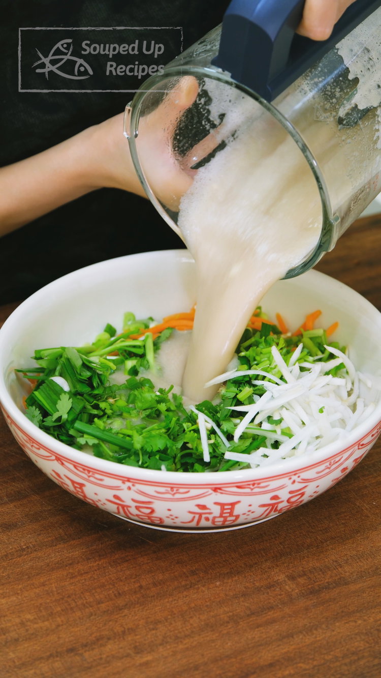 Image of Mix the mixture with the radish, carrot, garlic chives, scallions,...
