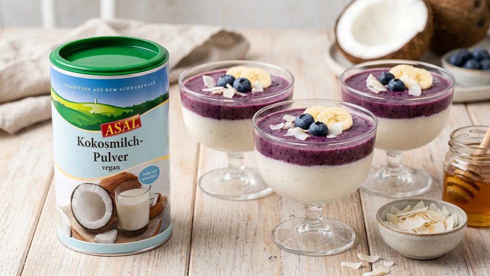 Image of Leicht, cremig und fruchtig - Kokos-Quark mit Fruchtpüree