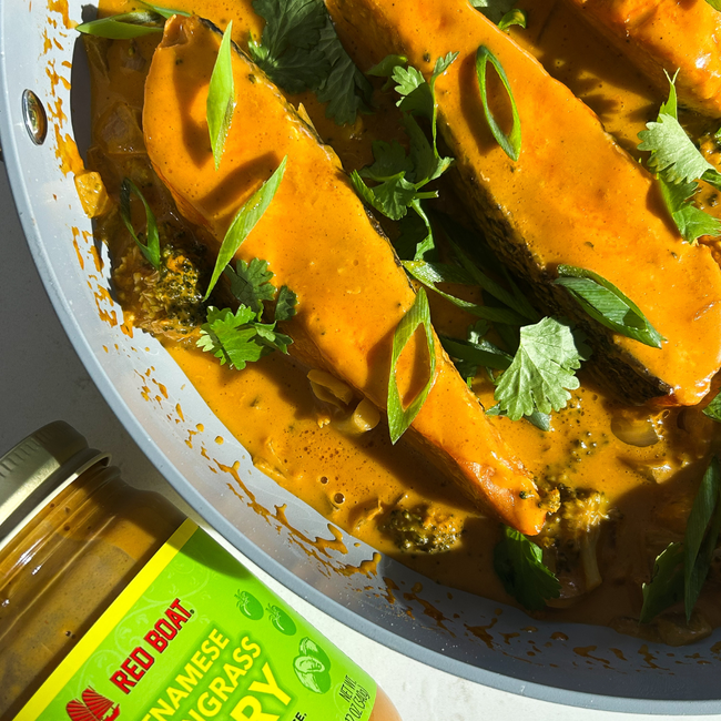 Image of Coconut Lemongrass Curry Salmon 