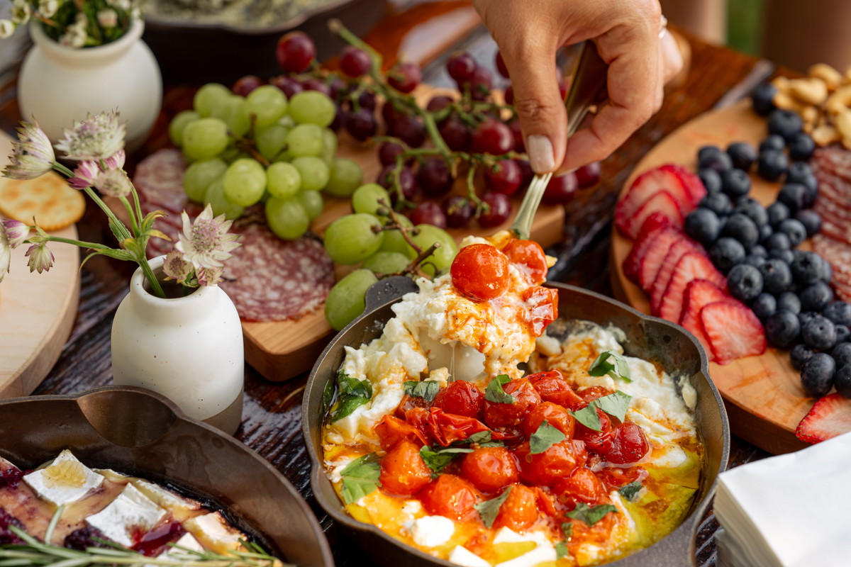 Roasted Tomato & Broken Burrata Dip