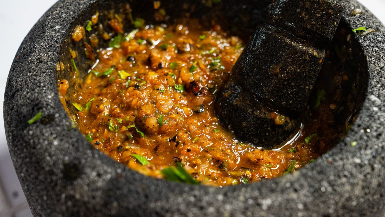 Salsa ranchera a la parrilla y salsa verde