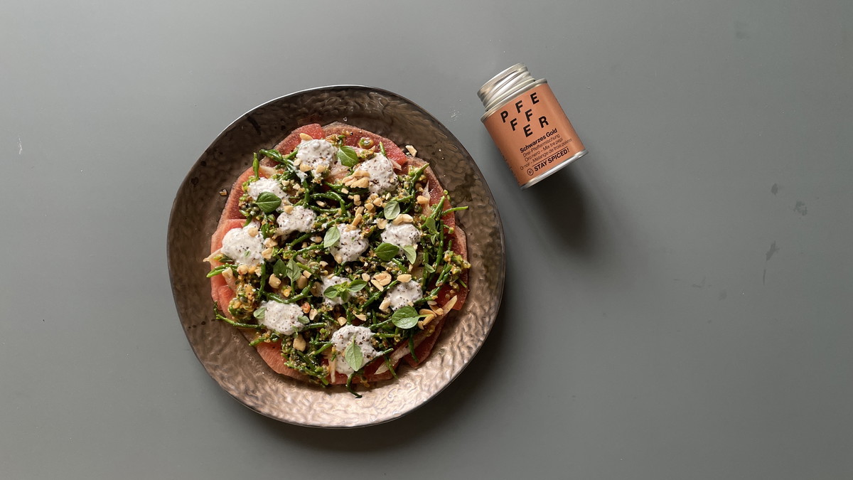 Wassermelonen-Carpaccio mit Passe Pierre und Passionsfrucht
