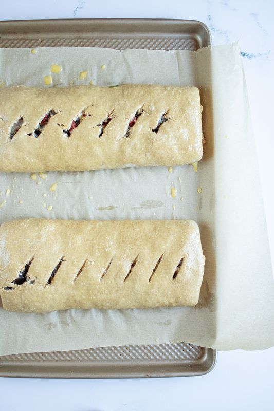 Image of Put filling on each piece. Cut 1