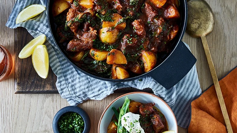 Image of Beef Goulash with Steamed Green Beans
