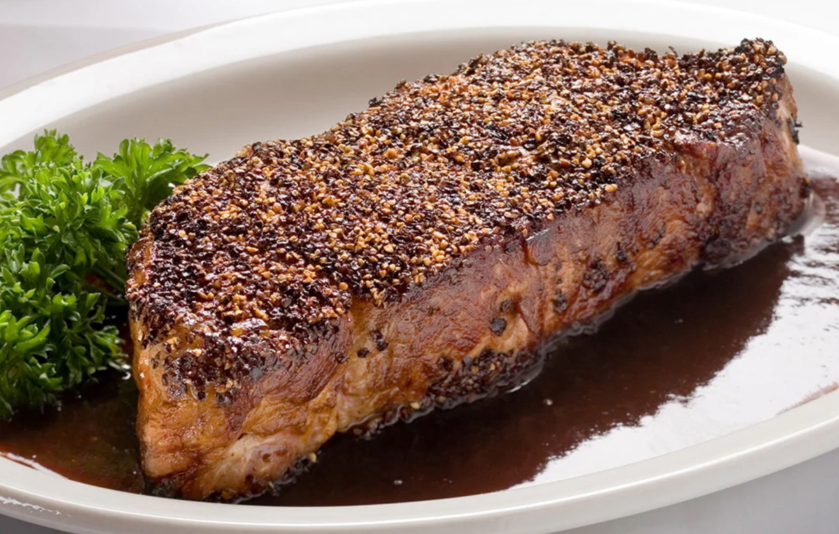 Izzy Style Peppercorn Steak