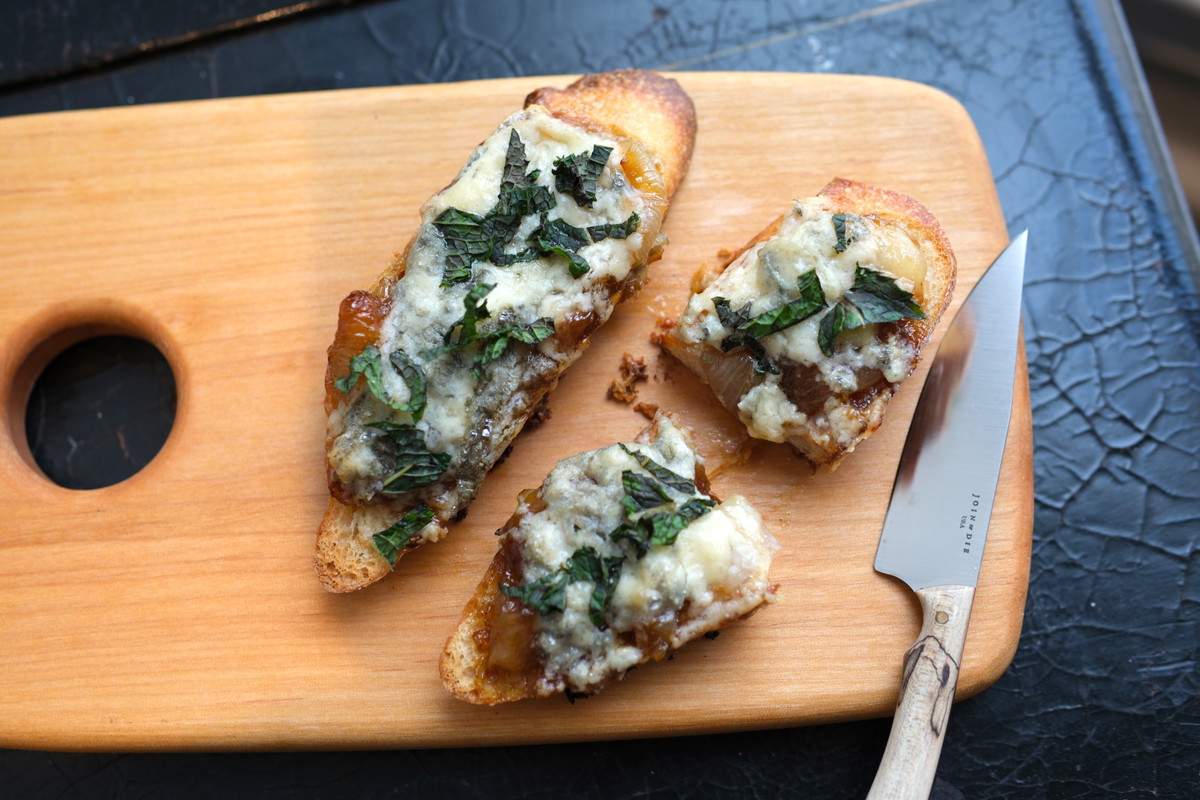 Cipollini Onion Agrodolce (& Crostini!)