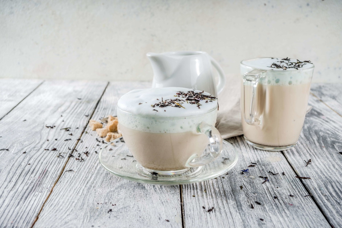 How to Make the Perfect Iced London Fog with Appalachian Lady Grey Tea