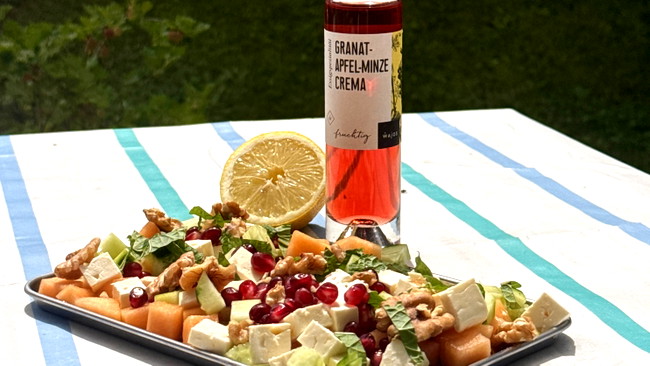 Image of Melonensalat mit Feta: Sommersalat mit Granatapfel & Minze