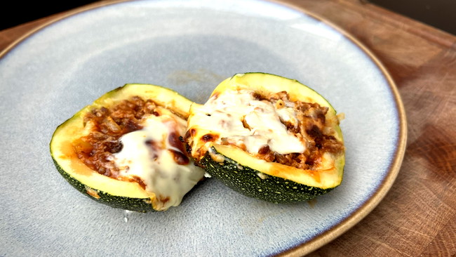Image of Gefüllte Zucchini mit Hackfleisch aus dem Airfryer