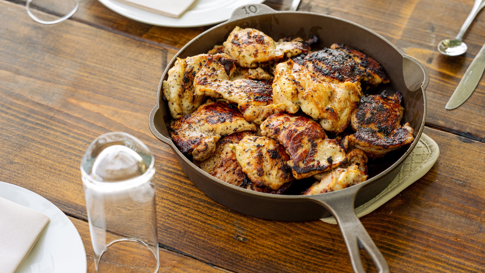 Image of Cast Iron Lemon Pepper Chicken Thighs