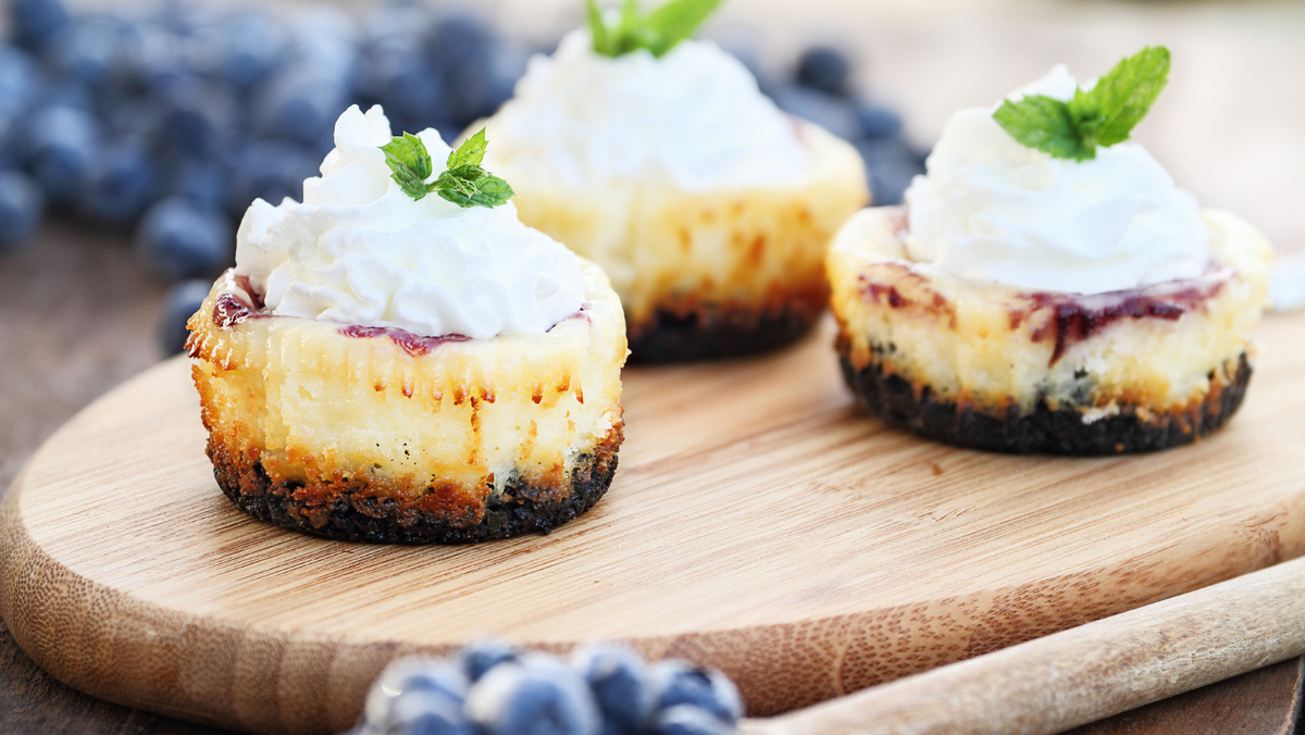 Mini Blueberry Cheesecakes