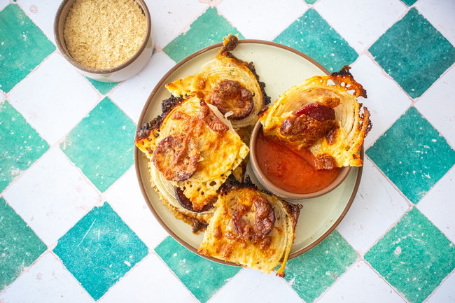 Image of Nutritional Yeast Onion Pizza