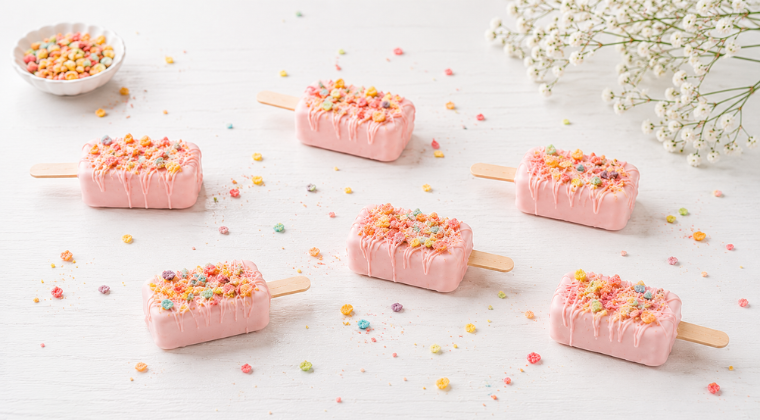Fruity Crunch Fudge Pops