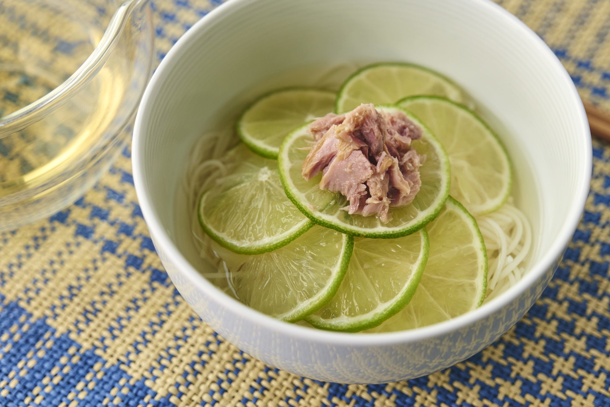 Hiyashi Japanese Tea Noodles with Fresh Lime
