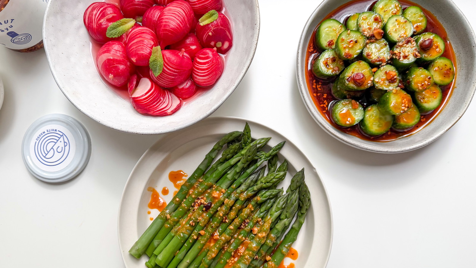 Spicy garlicky dressing and cucumber 